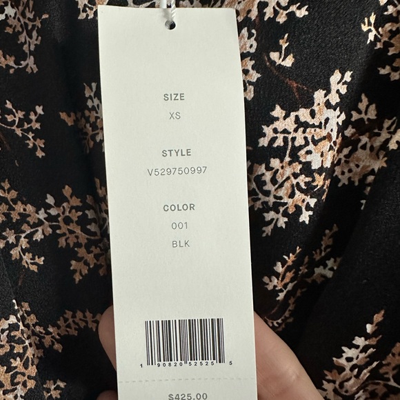 NWT Vince Brand Black and Cream Floral Long Sleeve Dress - Size XS - Picture 2 of 15